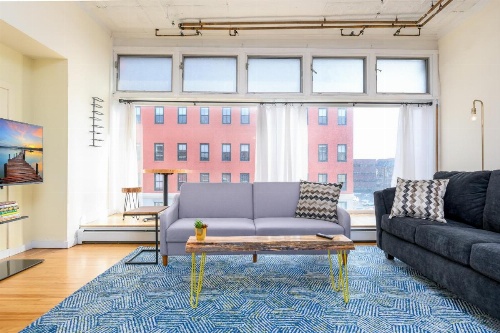 Amazing Historic Apartment With Spectacular City Views image 12