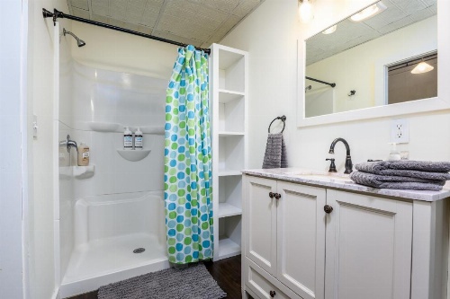 Amazing Historic Apartment With Spectacular City Views image 14