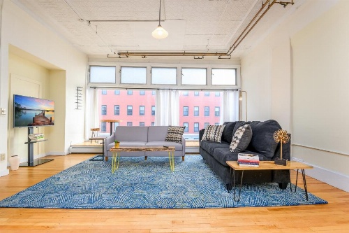 Amazing Historic Apartment With Spectacular City Views image 7